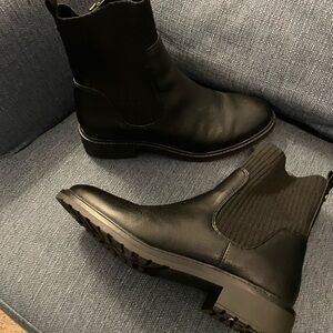 Kenneth Cole Black Leather Ankle Boots